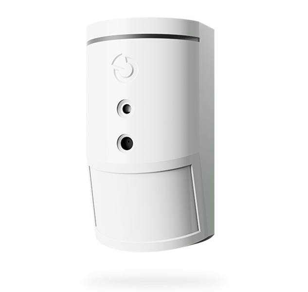 Wireless PIR motion detector combined with a camera