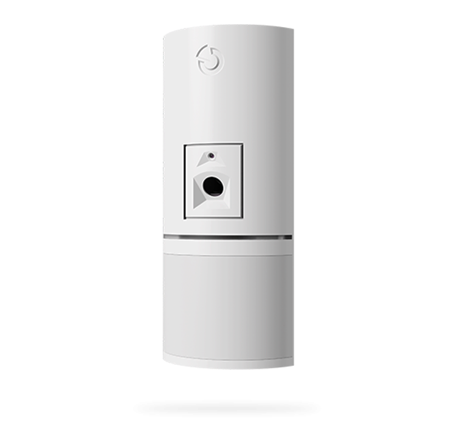 Wireless PIR motion detector with a 90° verification camera