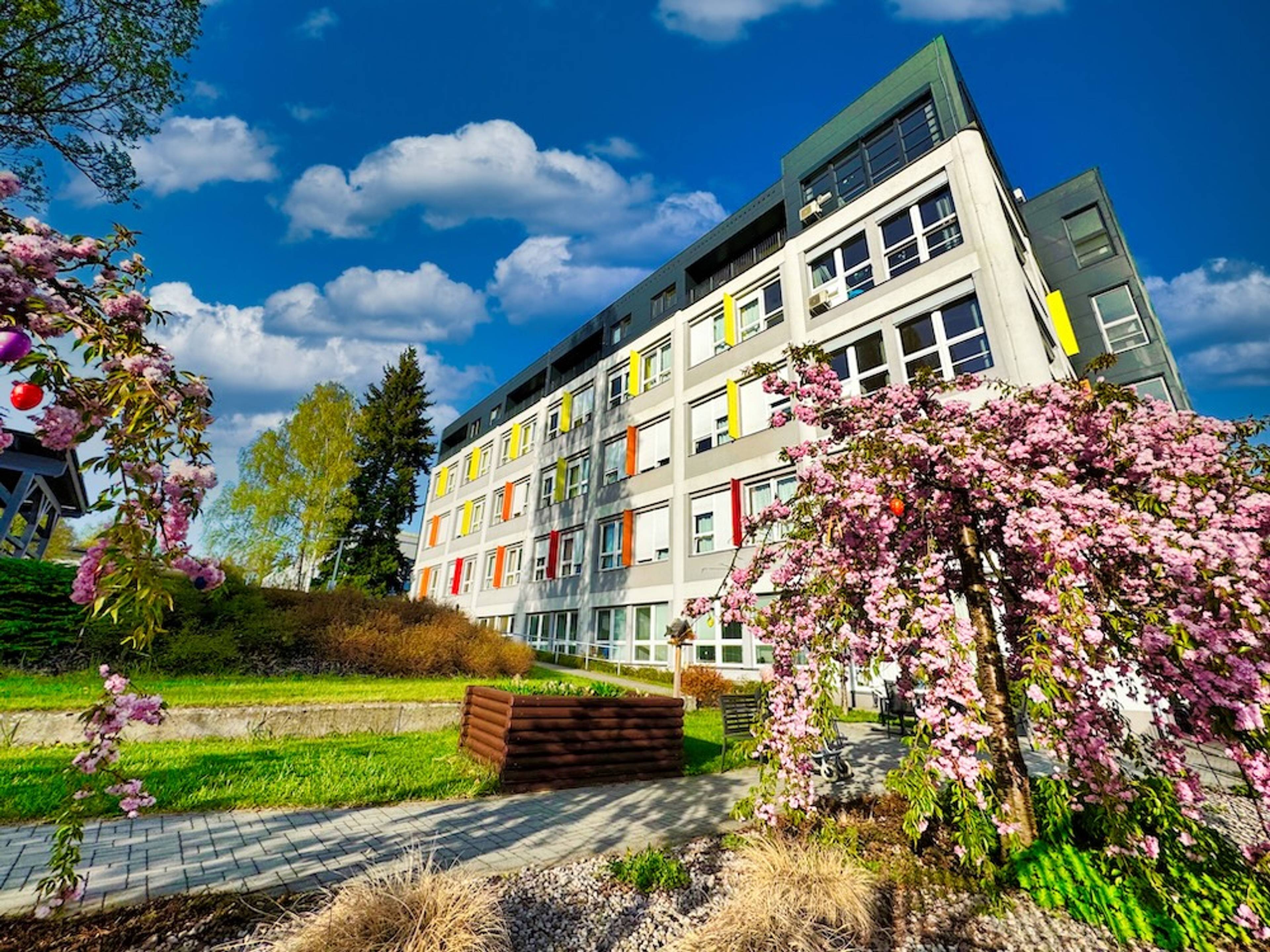 domov-senioru-u-prehrady-hp-right.jpg