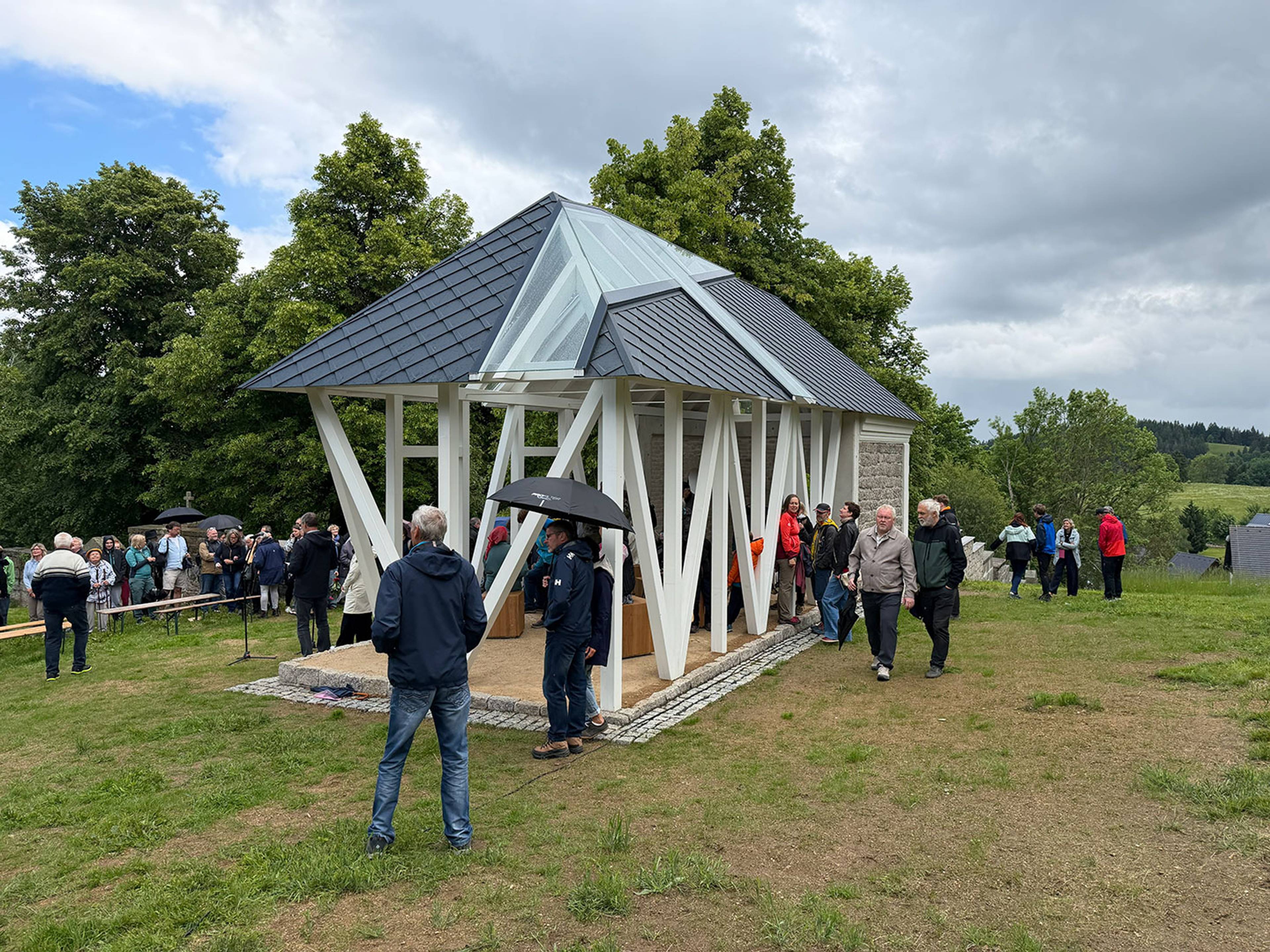 kaple-smireni-v-hornim-maxove-8.jpg